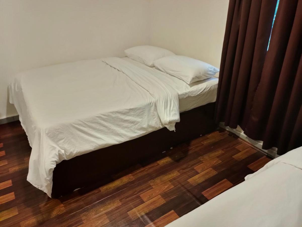 ג'והור בהרו Oyo 90273 Mz Hotel מראה חיצוני תמונה