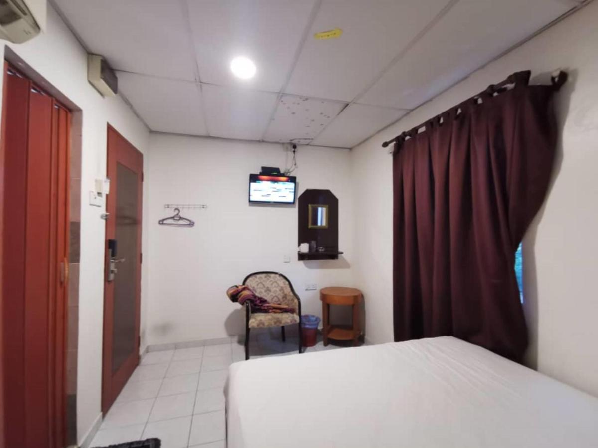 ג'והור בהרו Oyo 90273 Mz Hotel מראה חיצוני תמונה